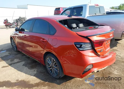 2022 Kia Forte Gt-Line z USA, uszkodzony, nr VIN 3KPF54AD4NE474486